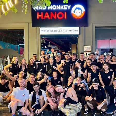 Mad Monkey Hanoi Hostel エクステリア 写真