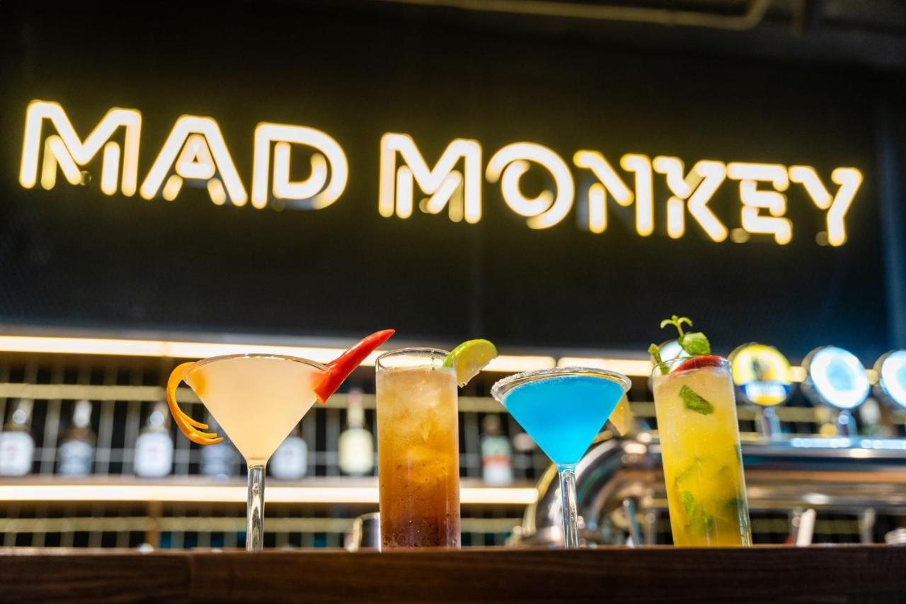 Mad Monkey Hanoi Hostel エクステリア 写真
