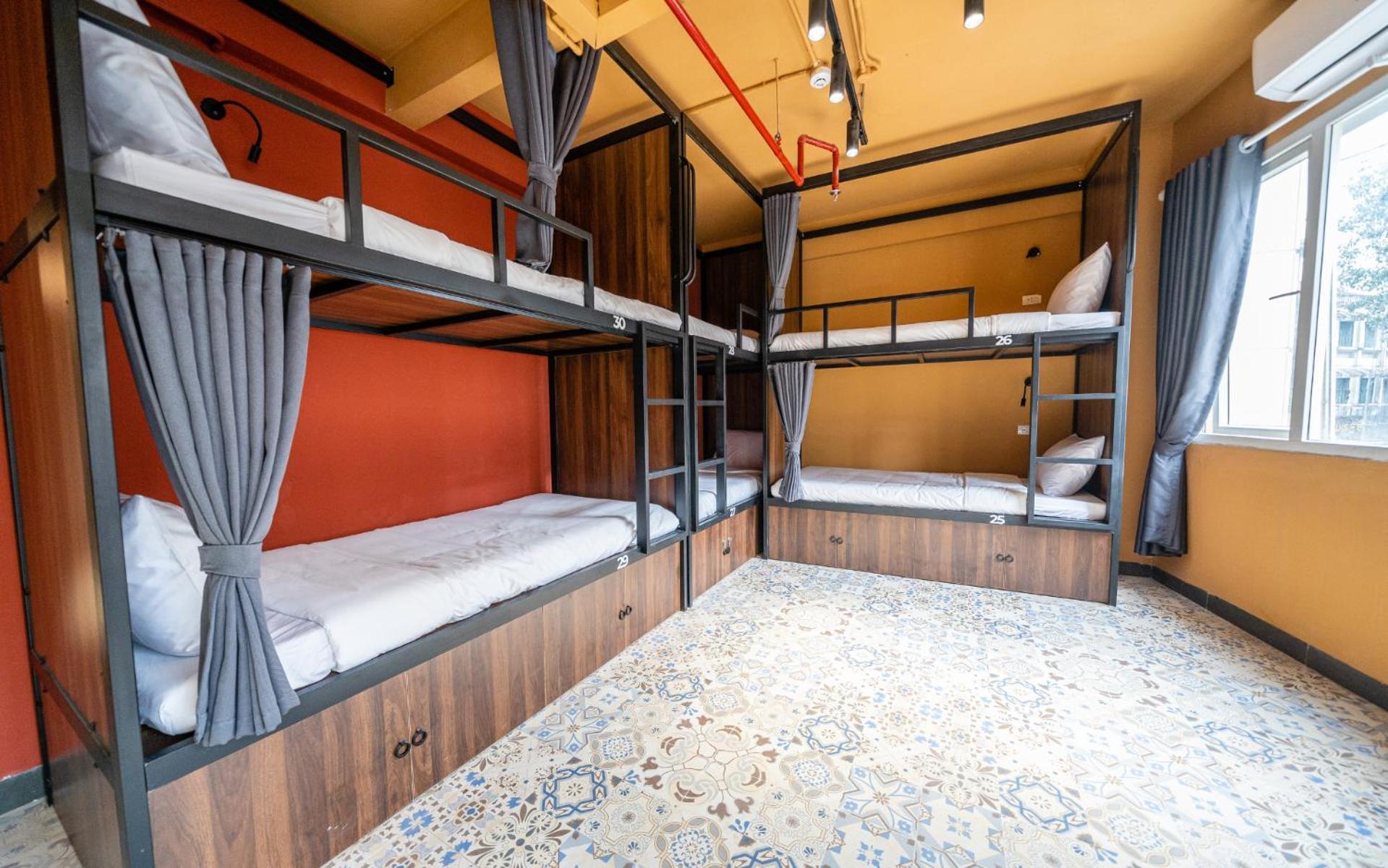 Mad Monkey Hanoi Hostel エクステリア 写真