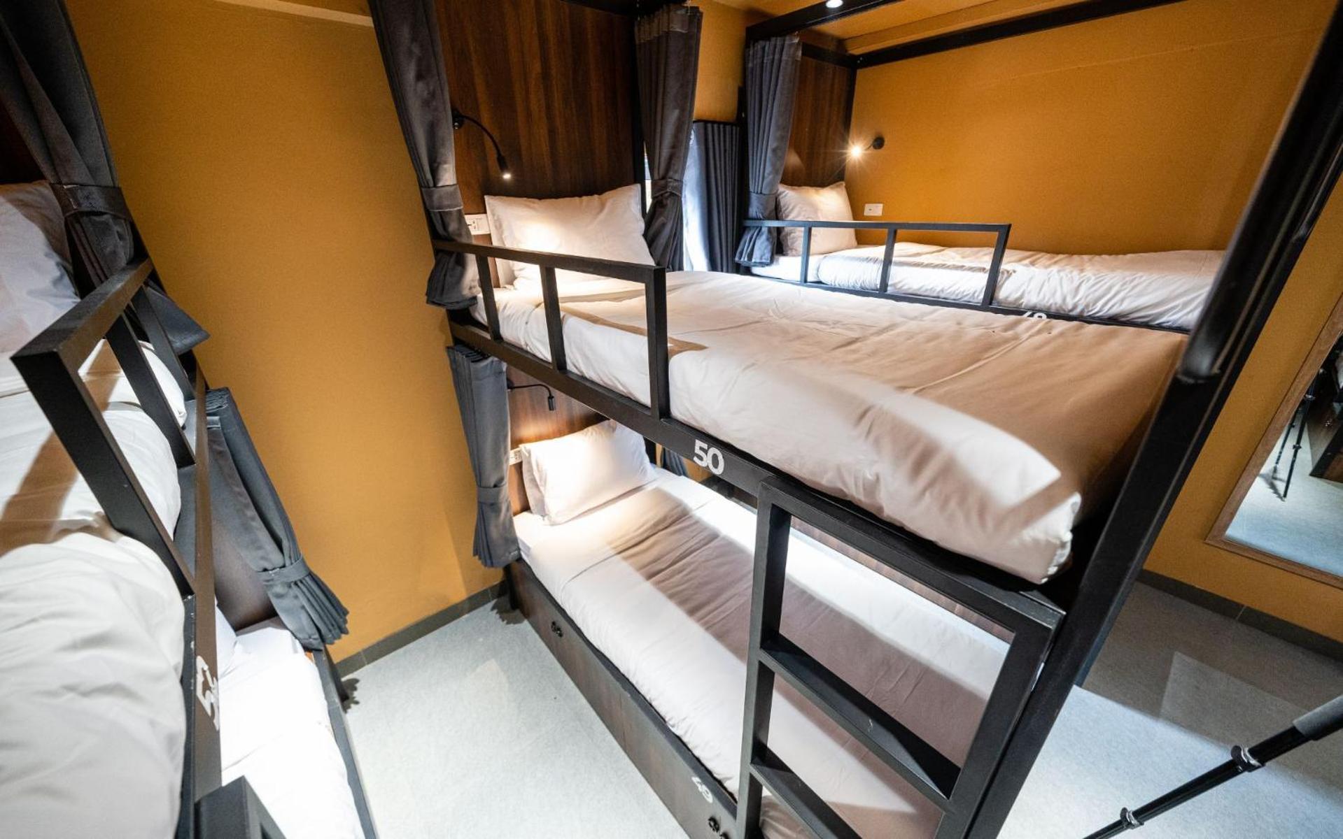 Mad Monkey Hanoi Hostel エクステリア 写真