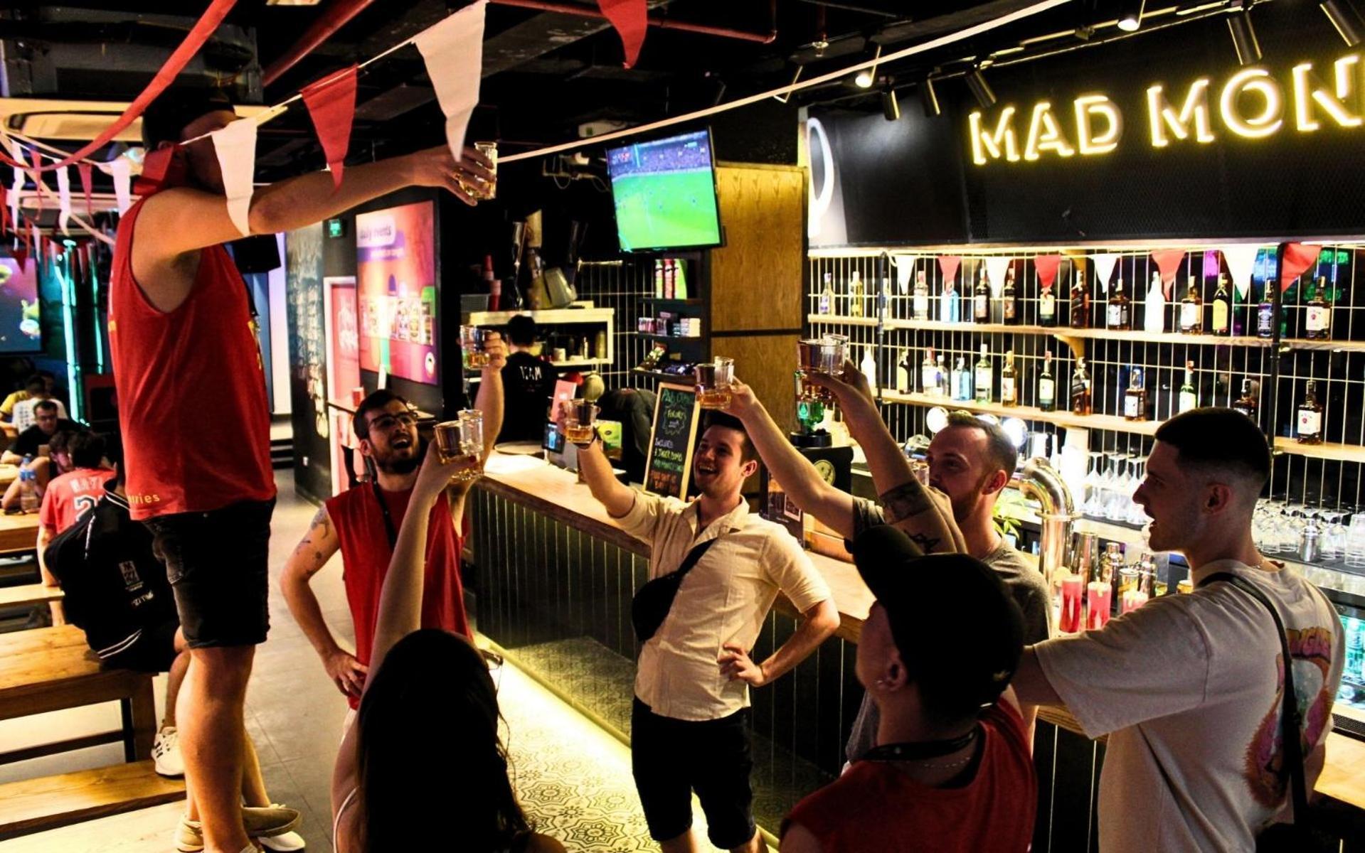 Mad Monkey Hanoi Hostel エクステリア 写真