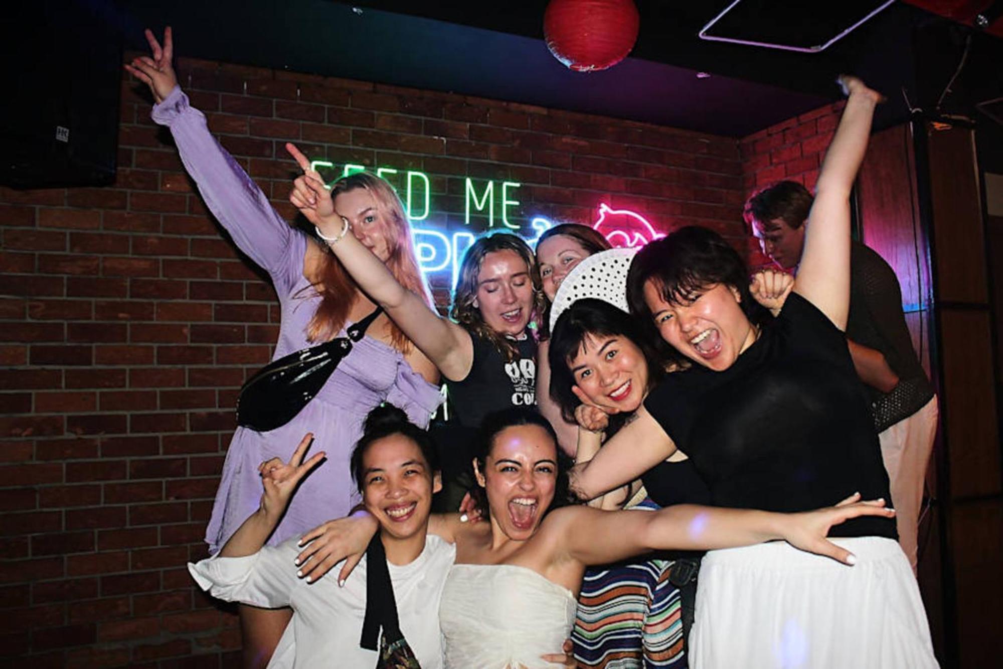 Mad Monkey Hanoi Hostel エクステリア 写真